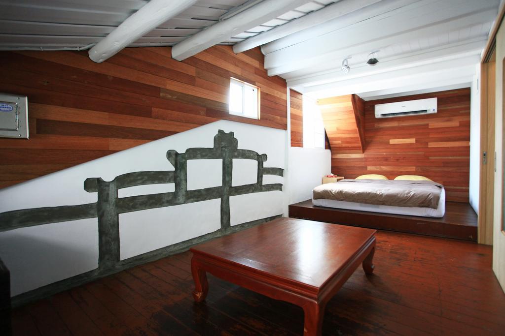 Sugozen Apartment Tainan Luaran gambar